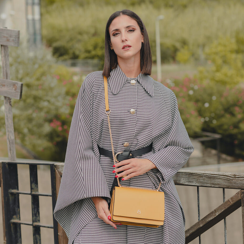 CAROL Elegante Borsetta in pelle a tracolla scorrevole