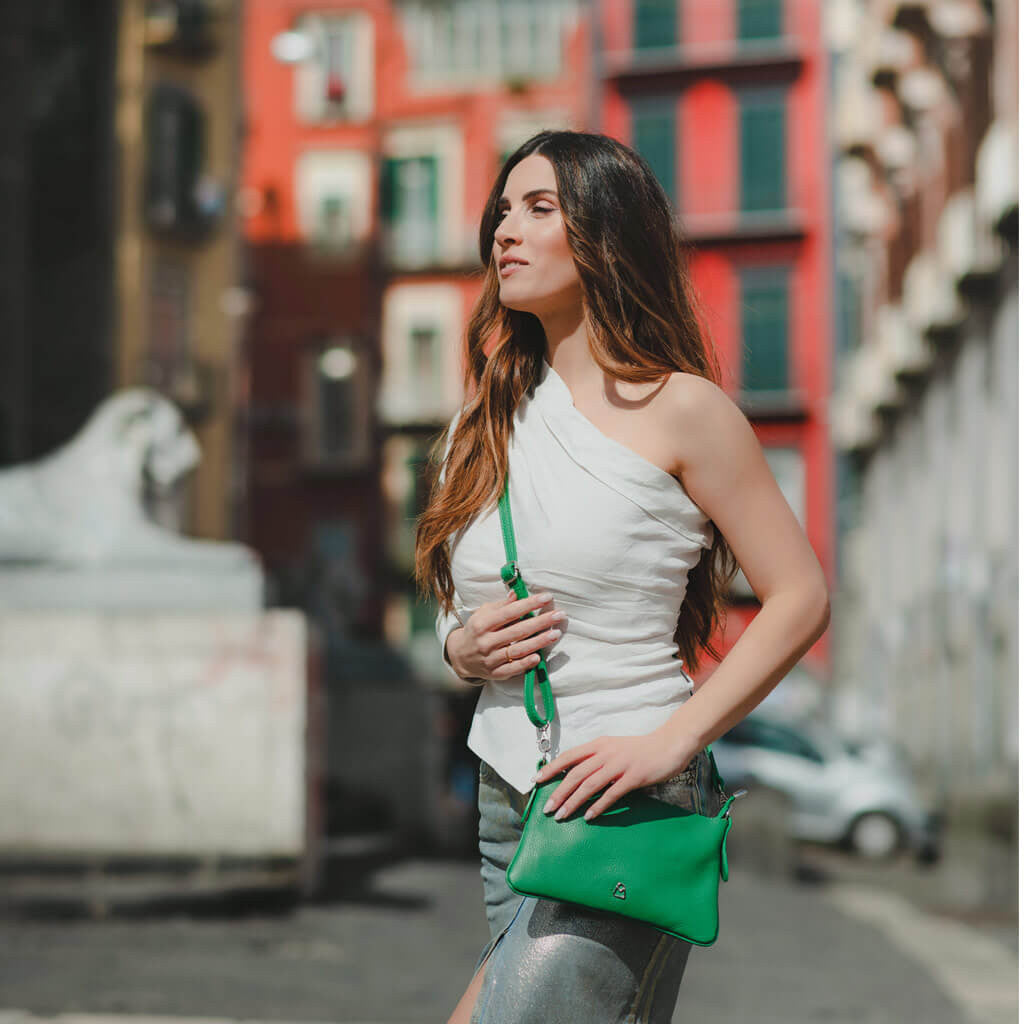 Tracolla DAYANA In Pelle con Zip