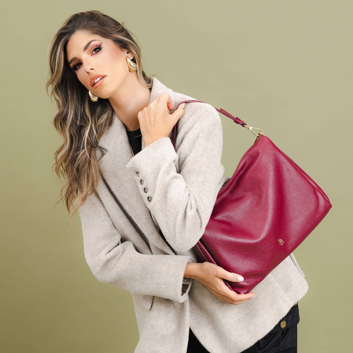 GIULIA Borsa a spalla con tracolla lunga regolabile