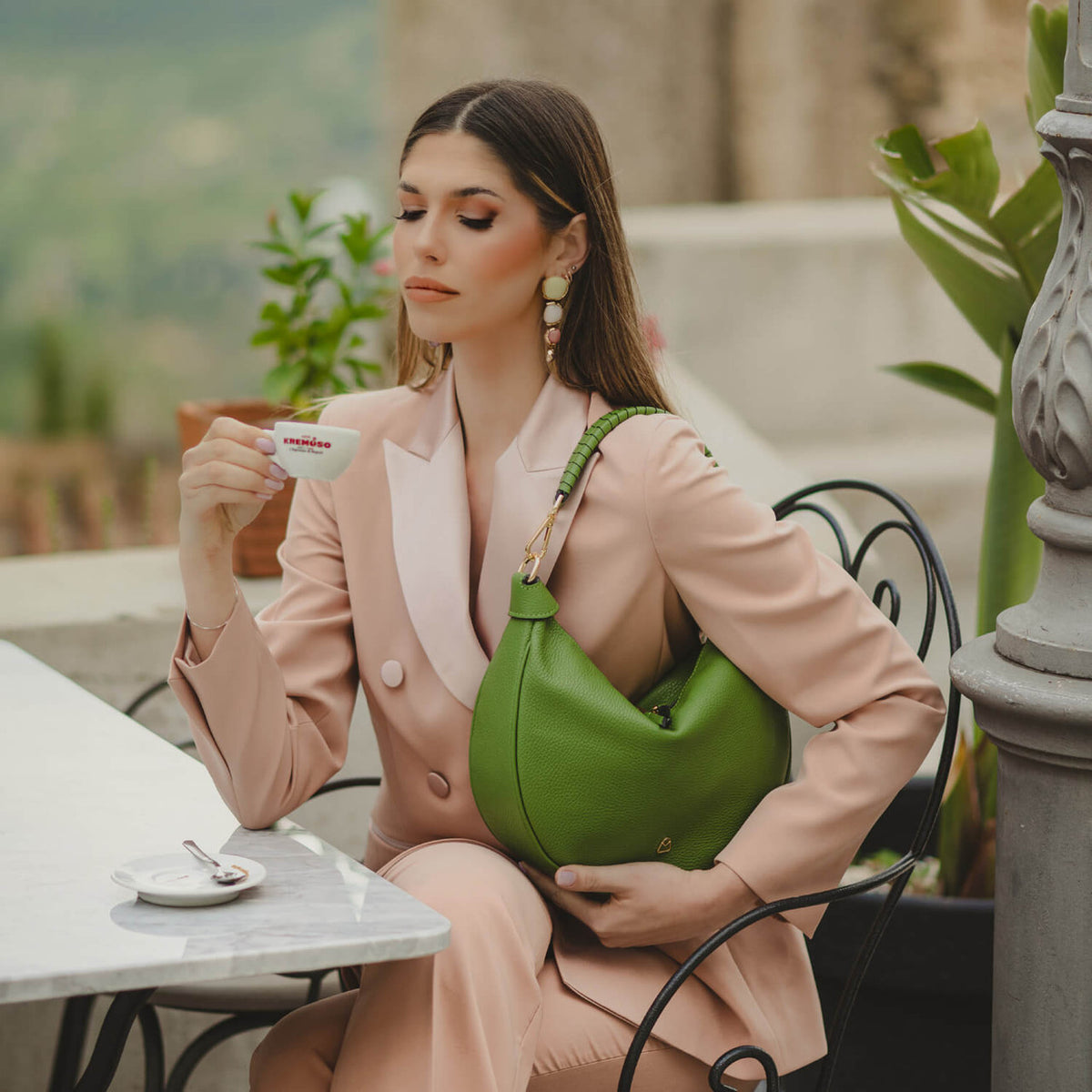 LUNA SMALL Borsa Hobo a Spalla in Pelle con Tracolla regolabile